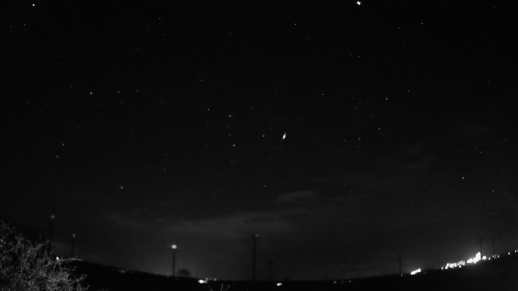 Meteor_20230324_232118.jpg