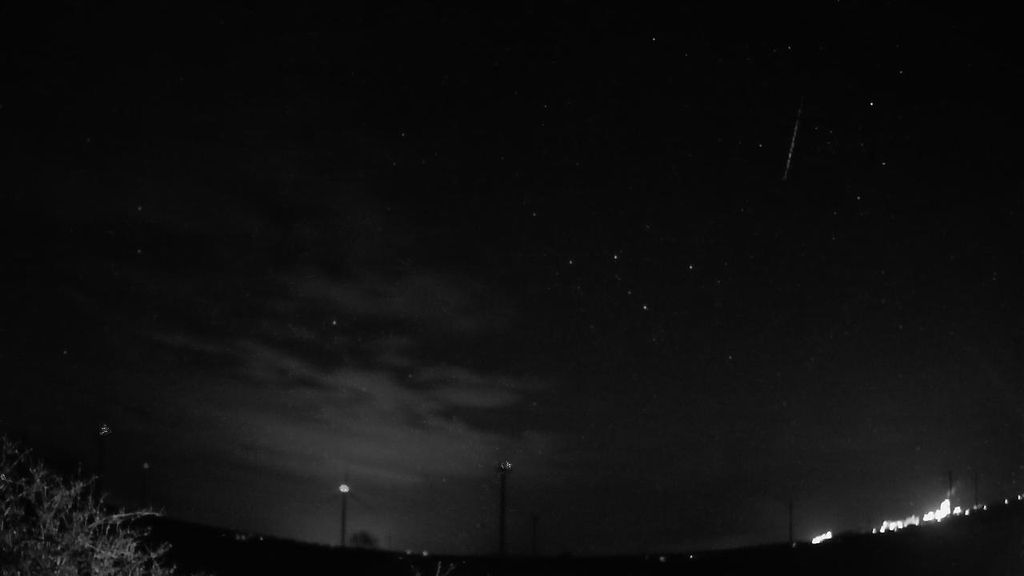 Meteor_20230325_010844.jpg