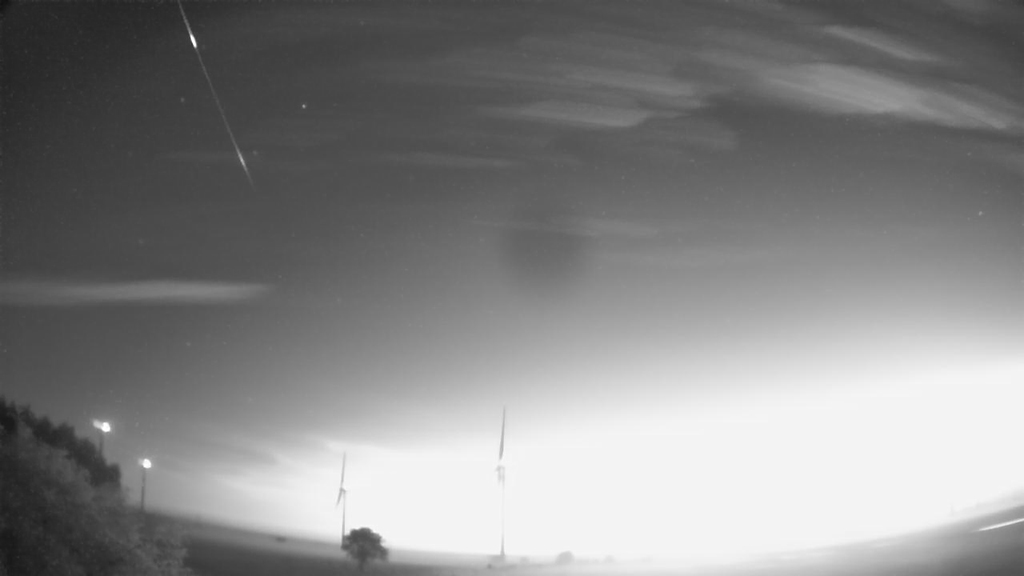 Meteor_20240618_023518.jpg