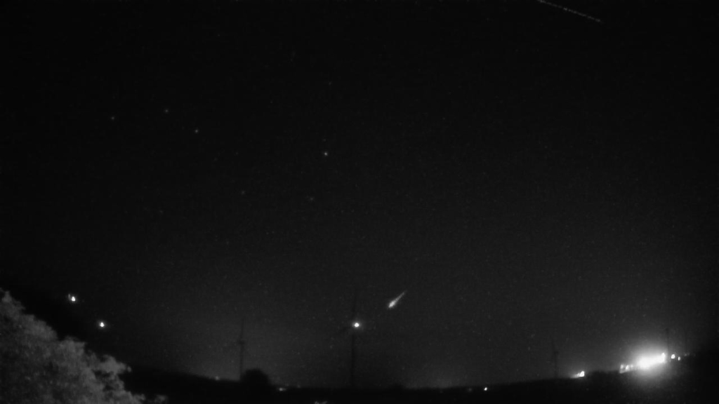Meteor_20240816_010108.jpg