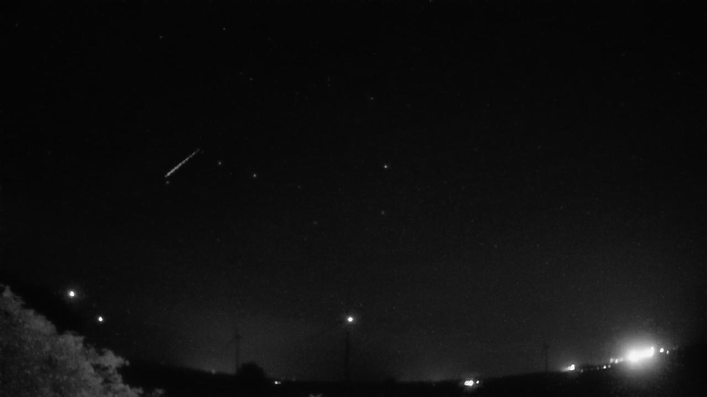 Meteor_20240816_020623.jpg