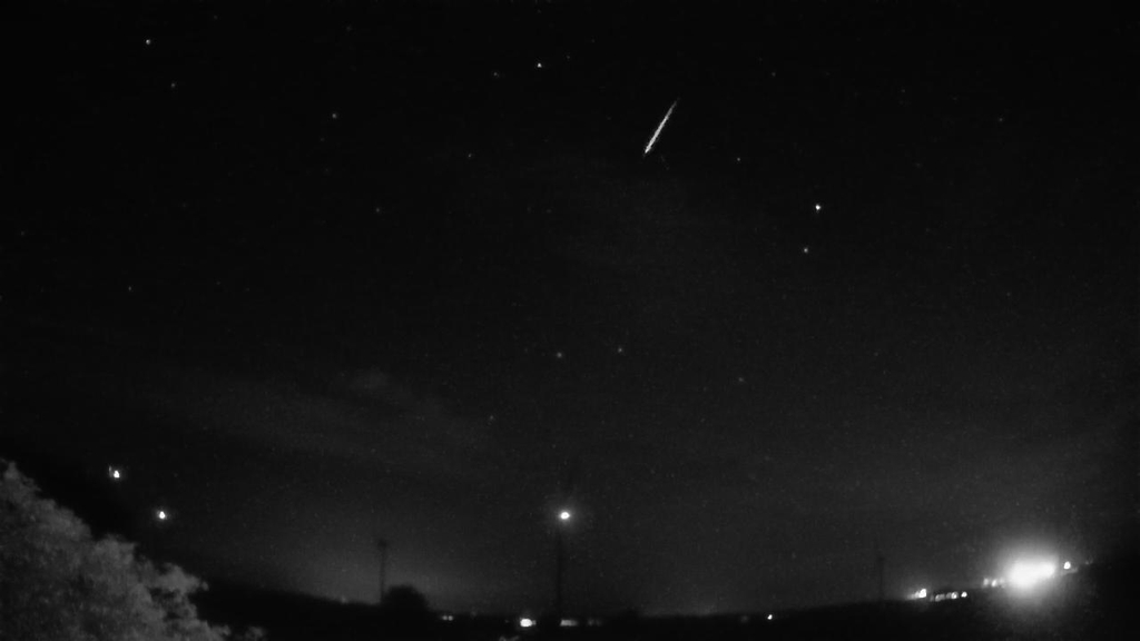 Meteor_20240816_035957.jpg