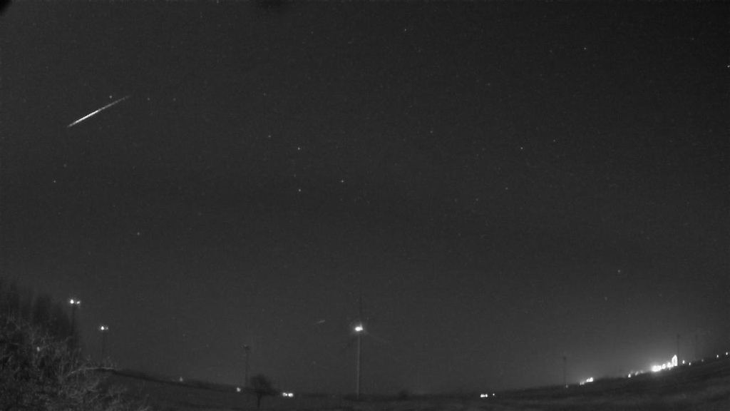 Meteor_20250309_235041.jpg