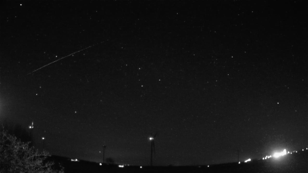 Meteor_20250401_235243.jpg