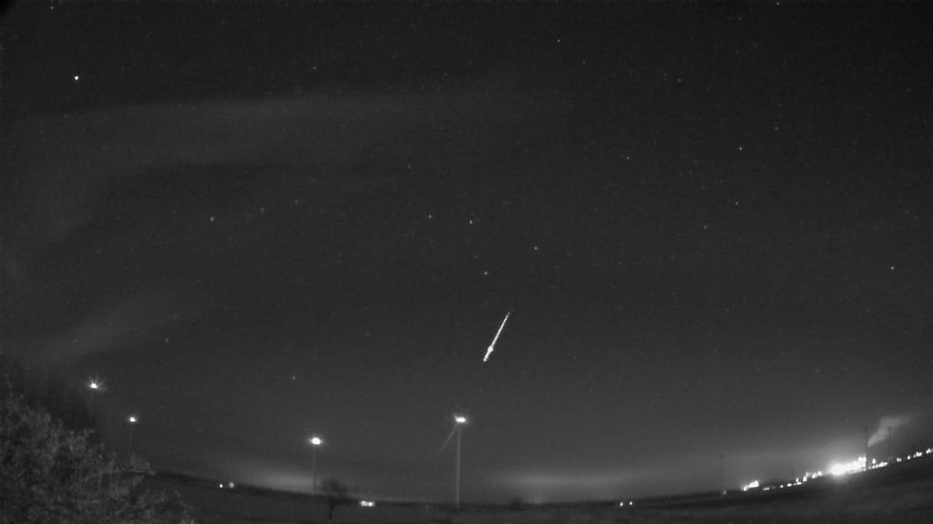 Meteor_20250409_000125.jpg