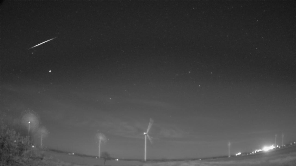 Meteor_20250413_011802.jpg