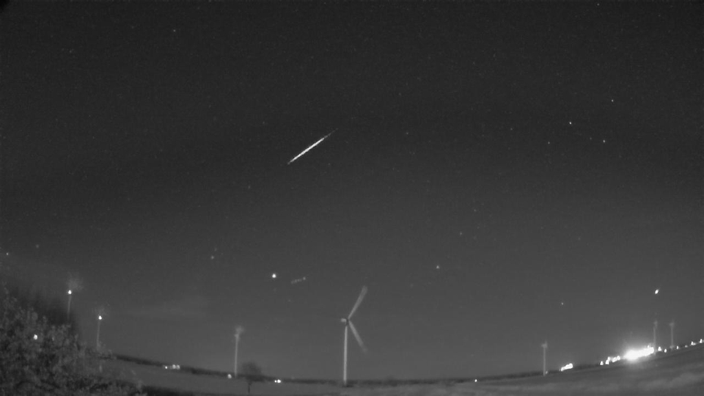 Meteor_20250413_032750.jpg