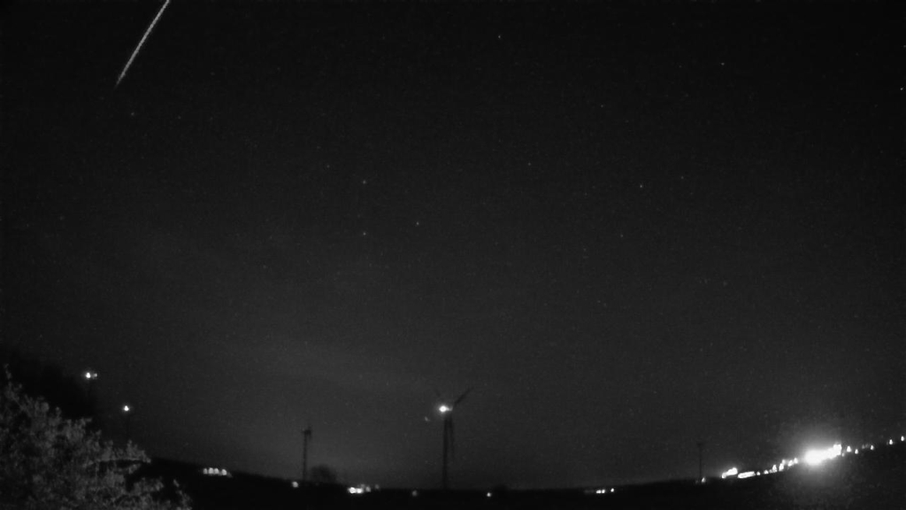 Meteor_20250414_222423.jpg