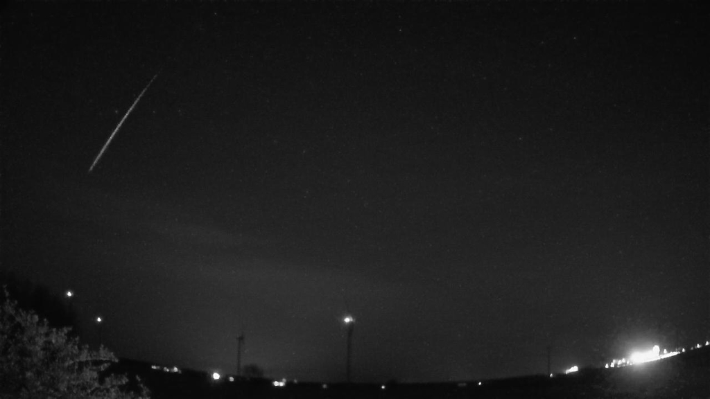 Meteor_20250414_224412.jpg