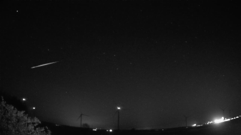 Meteor_20250422_224635.jpg