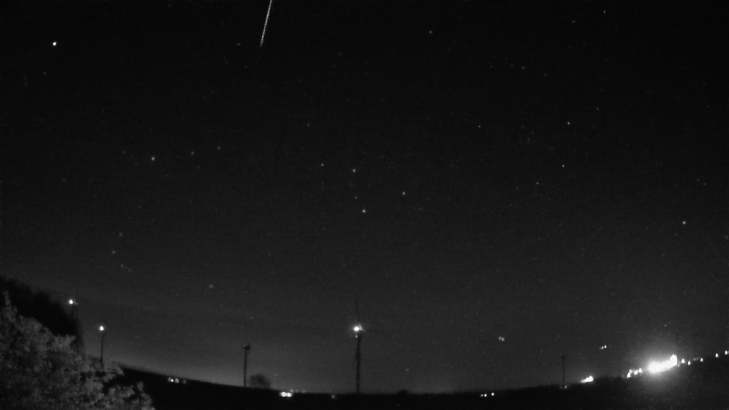 Meteor_20250424_224550.jpg