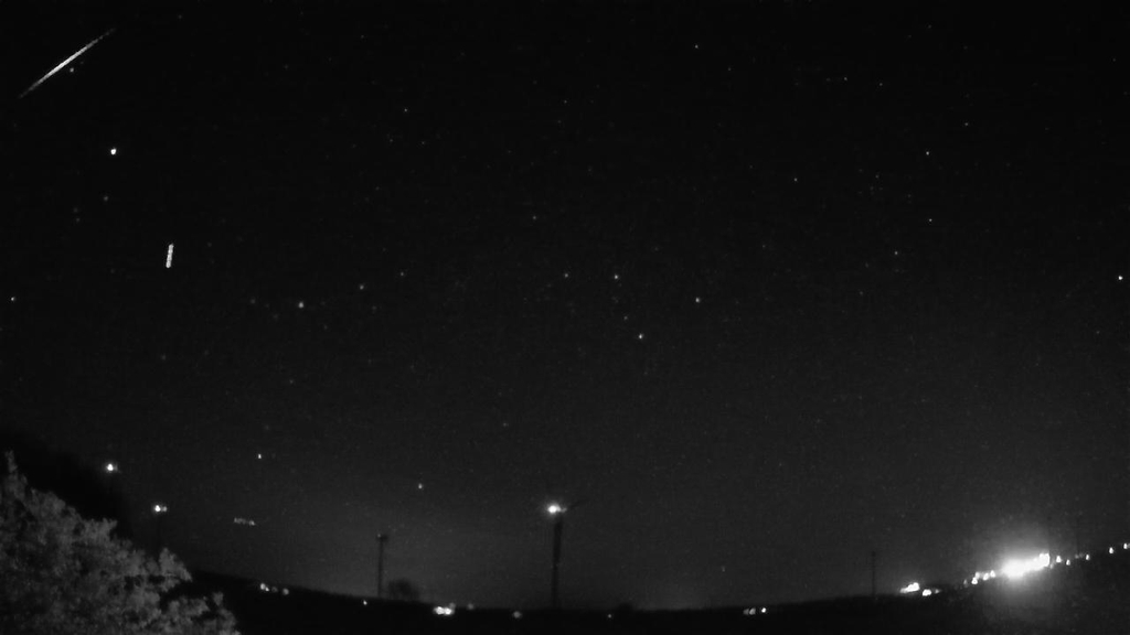 Meteor_20250424_232629.jpg