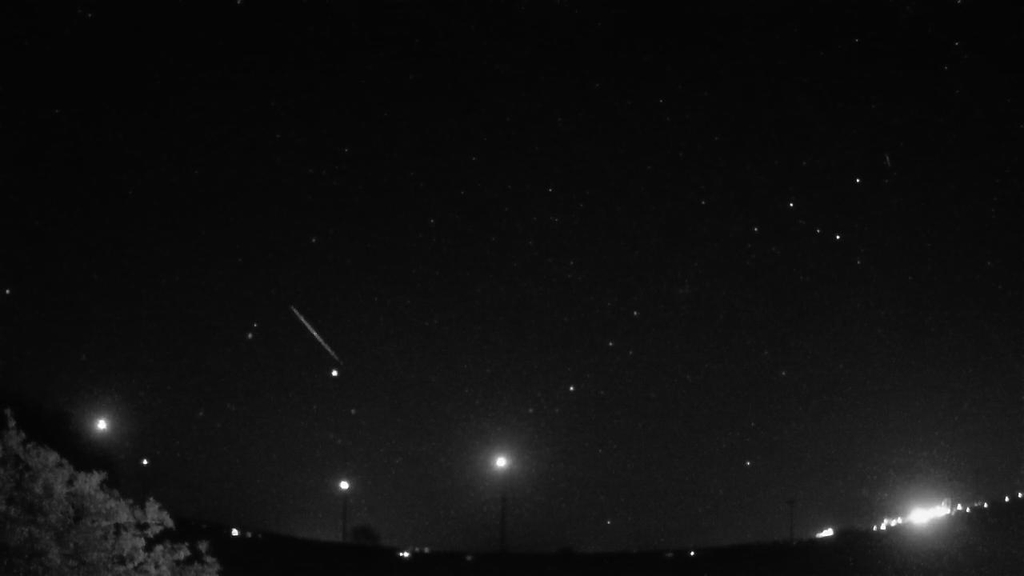 Meteor_20250427_020018.jpg