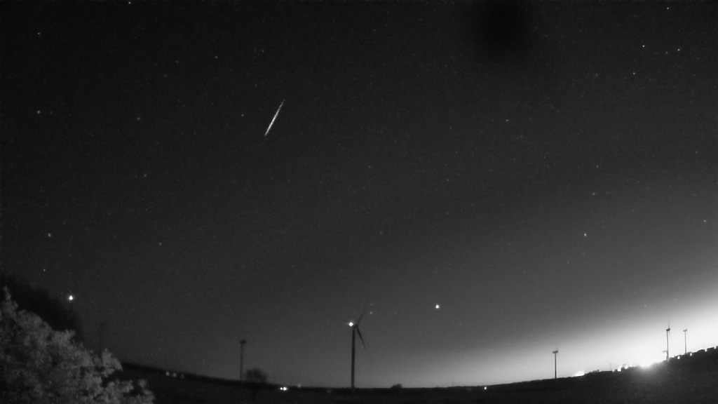Meteor_20250427_041757.jpg
