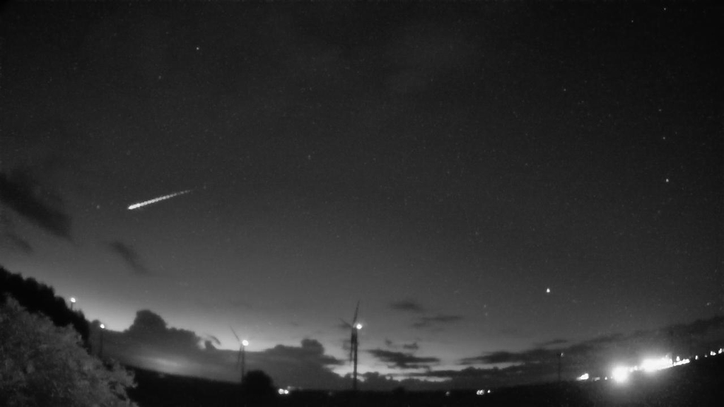 Meteor_20250801_230852.jpg