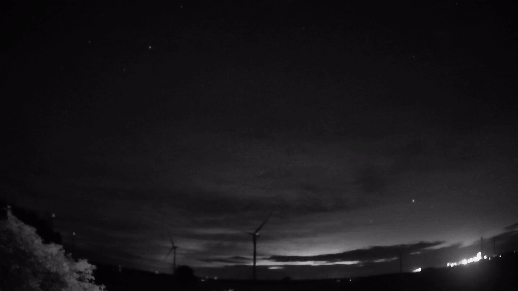 Meteor_20240704_012240.gif