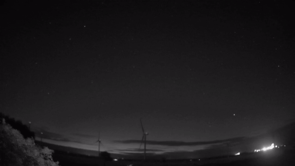 Meteor_20240718_002542.gif