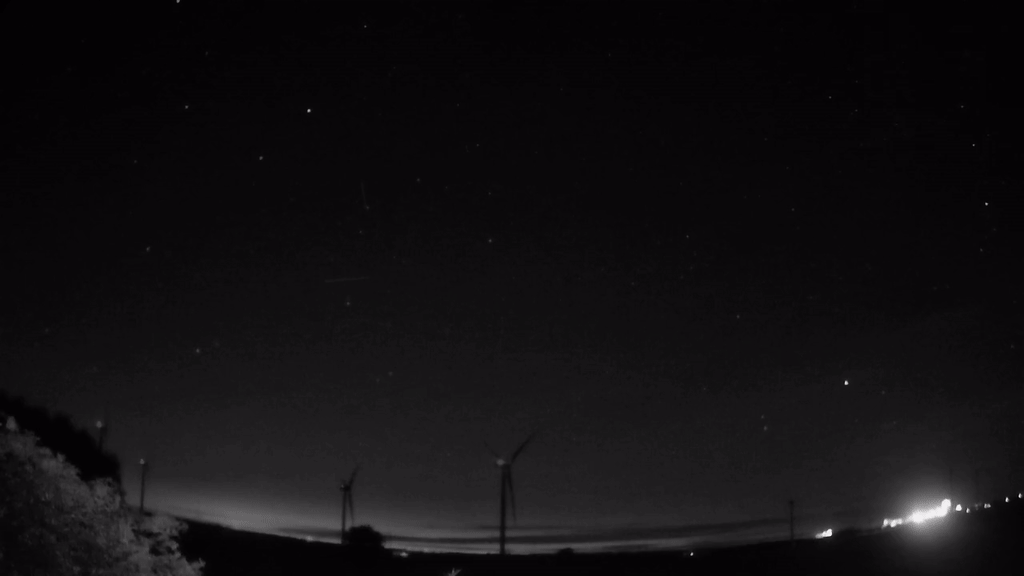 Meteor_20240729_235602.gif