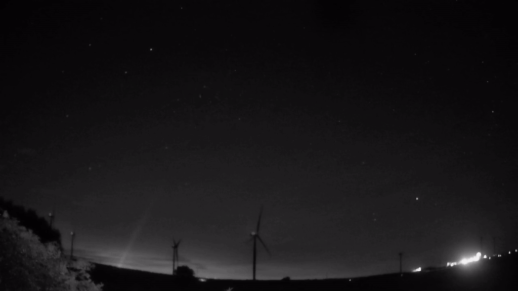 Meteor_20240730_234031.gif