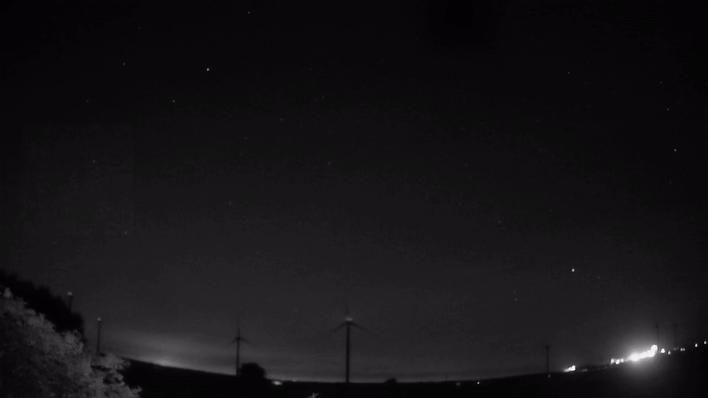 Meteor_20240731_233858.gif