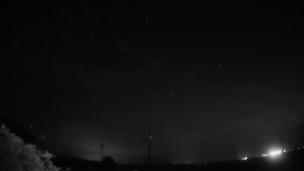 Meteor_20240816_041236.gif