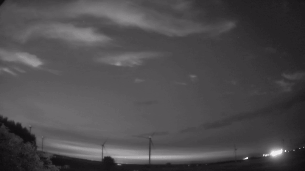Meteor_20240817_220641.gif