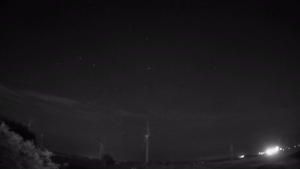 Meteor_20240818_012448.gif