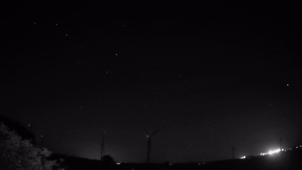 Meteor_20240831_230542.gif