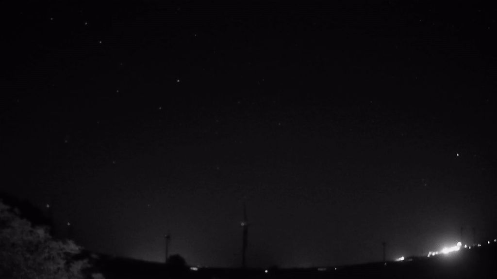 Meteor_20240905_222326.gif