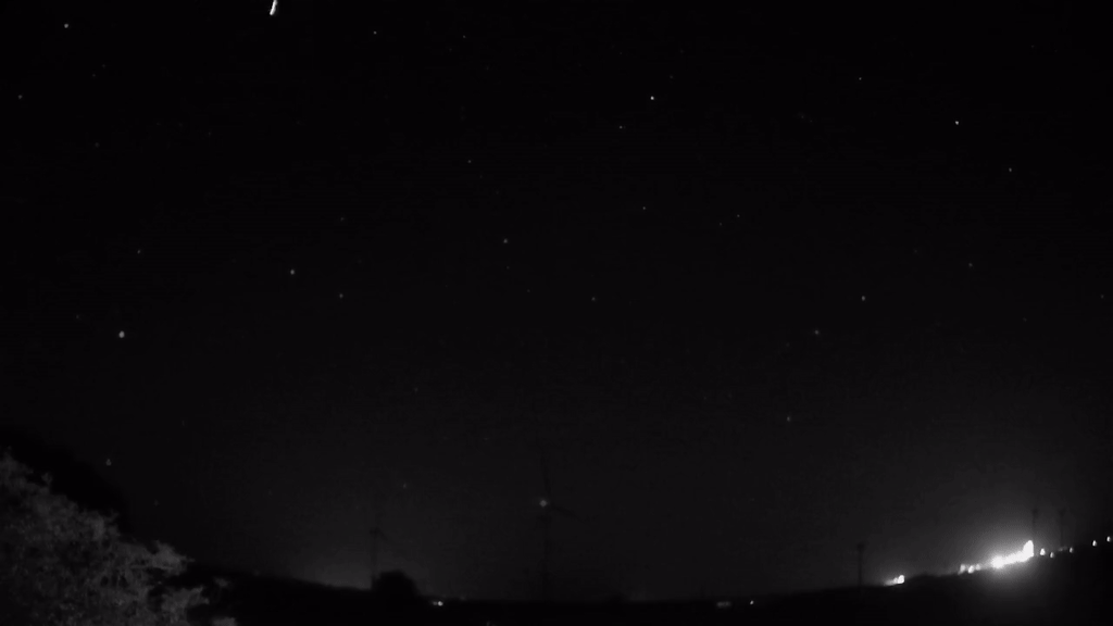 Meteor_20240908_045006.gif