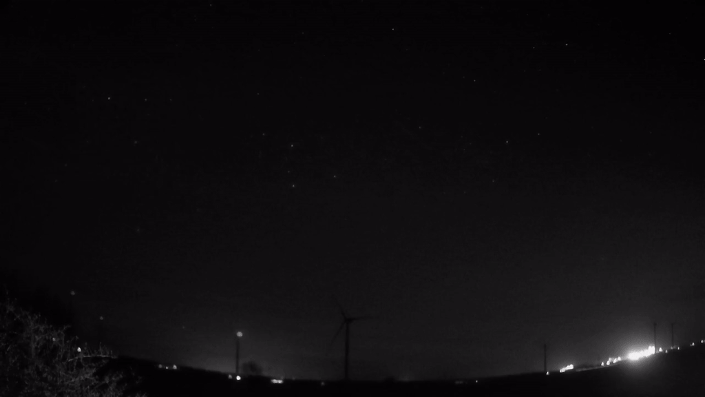 Meteor_20250327_224354.gif