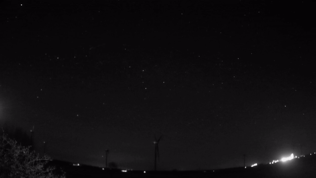 Meteor_20250401_235243.gif