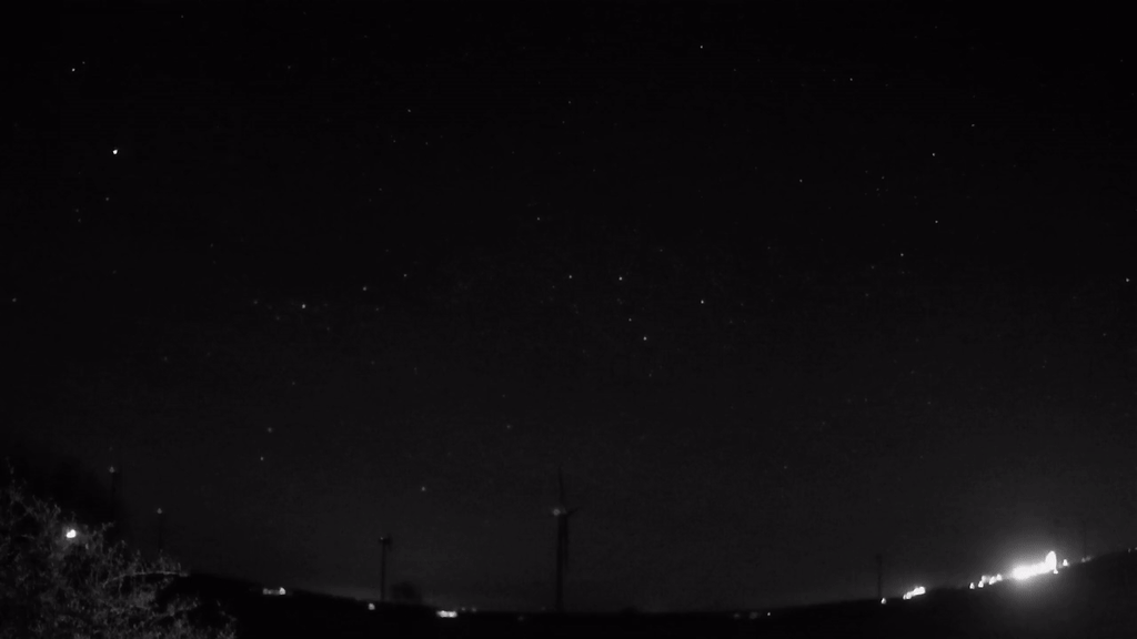 Meteor_20250402_005646.gif