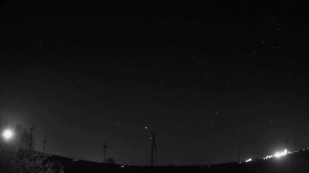 Meteor_20250406_043553.gif