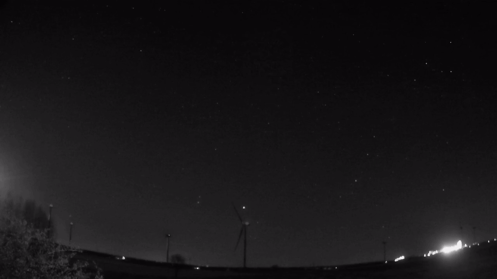 Meteor_20250407_044025.gif