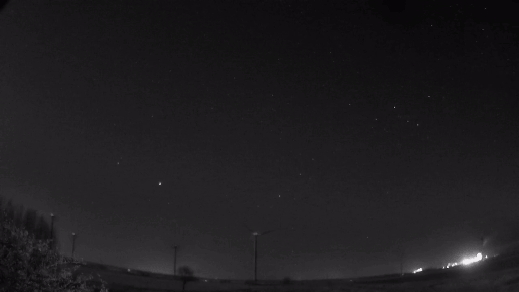 Meteor_20250408_030439.gif