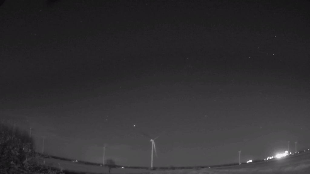Meteor_20250413_034942.gif