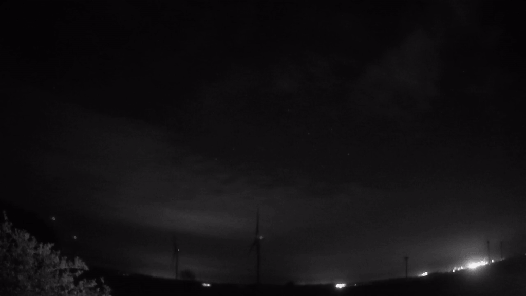 Meteor_20250422_003538.gif