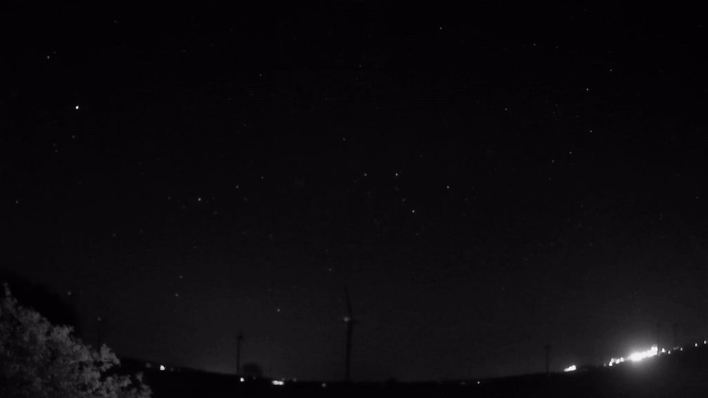 Meteor_20250426_232838.gif