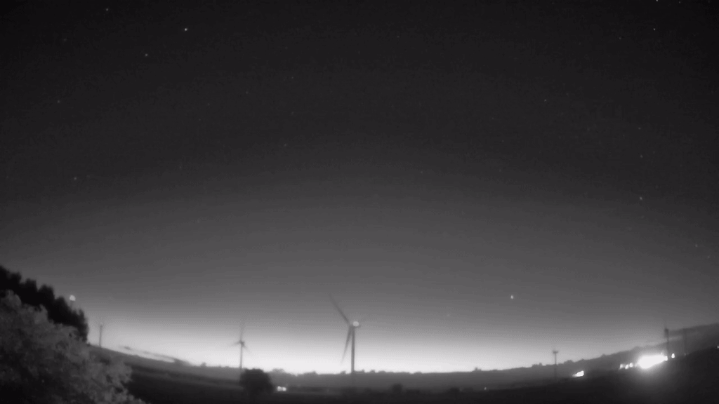 Meteor_20250709_002059.gif
