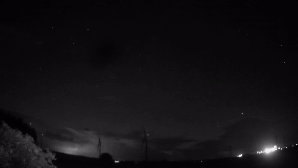 Meteor_20250729_234935.gif