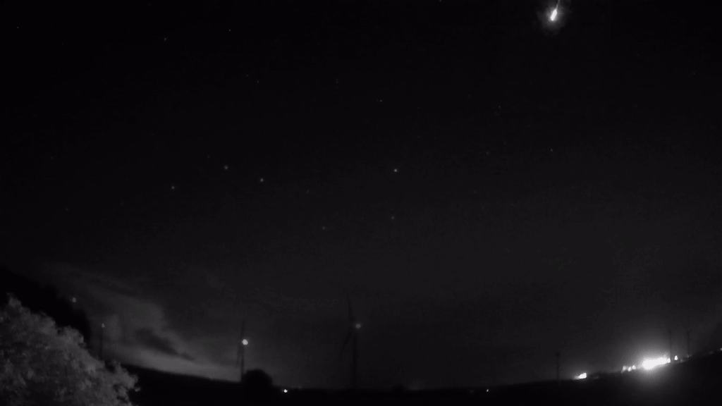 Meteor_20250730_031544.gif