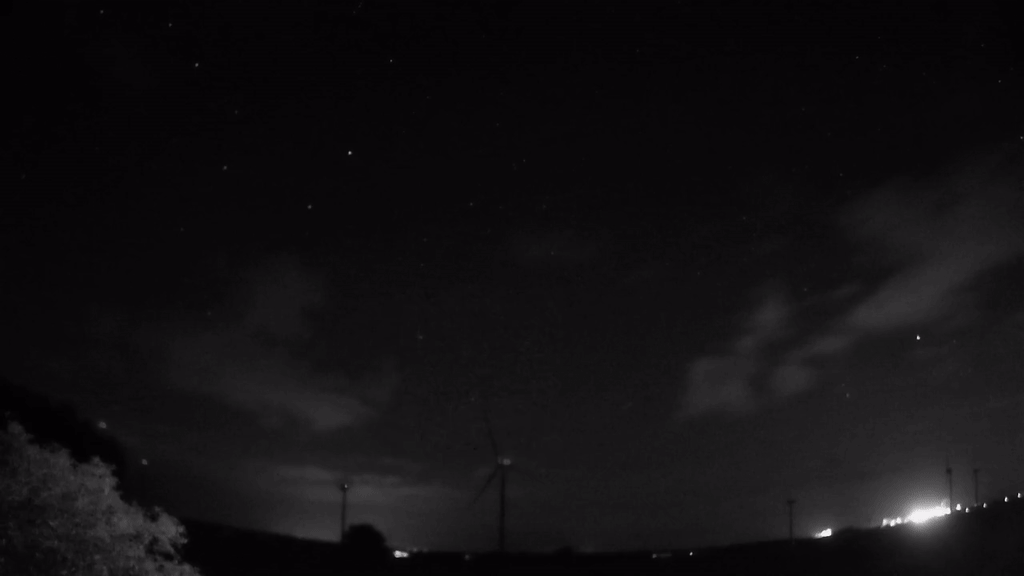Meteor_20250816_232800.gif